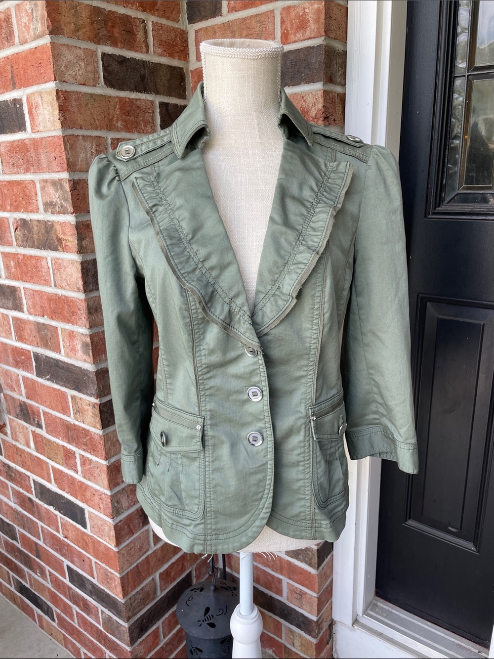 White House Black Market Ruffle Green Blazer SZ 8